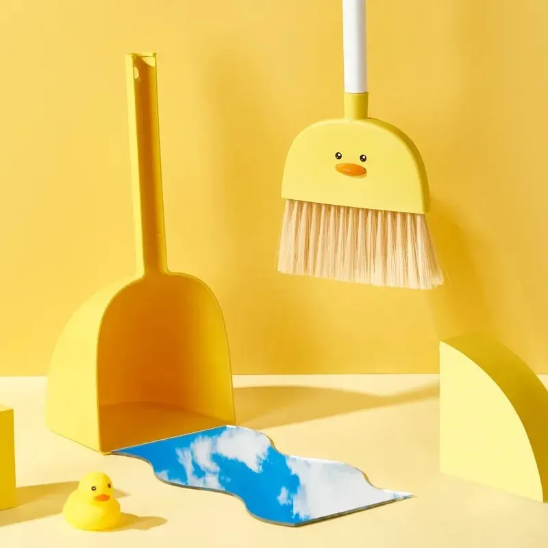 食品グレード PP 子供用ミニほうきちりとりセット スリーピ - Kids Outdoor Broom のレビューと価格